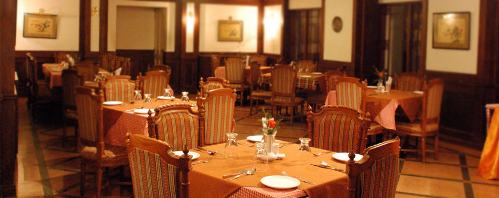 Ats Willingdon Hotel Kochi Extérieur photo